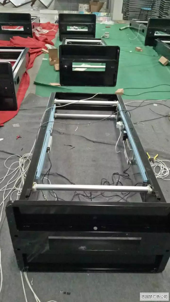 都江堰广告滚动灯箱
